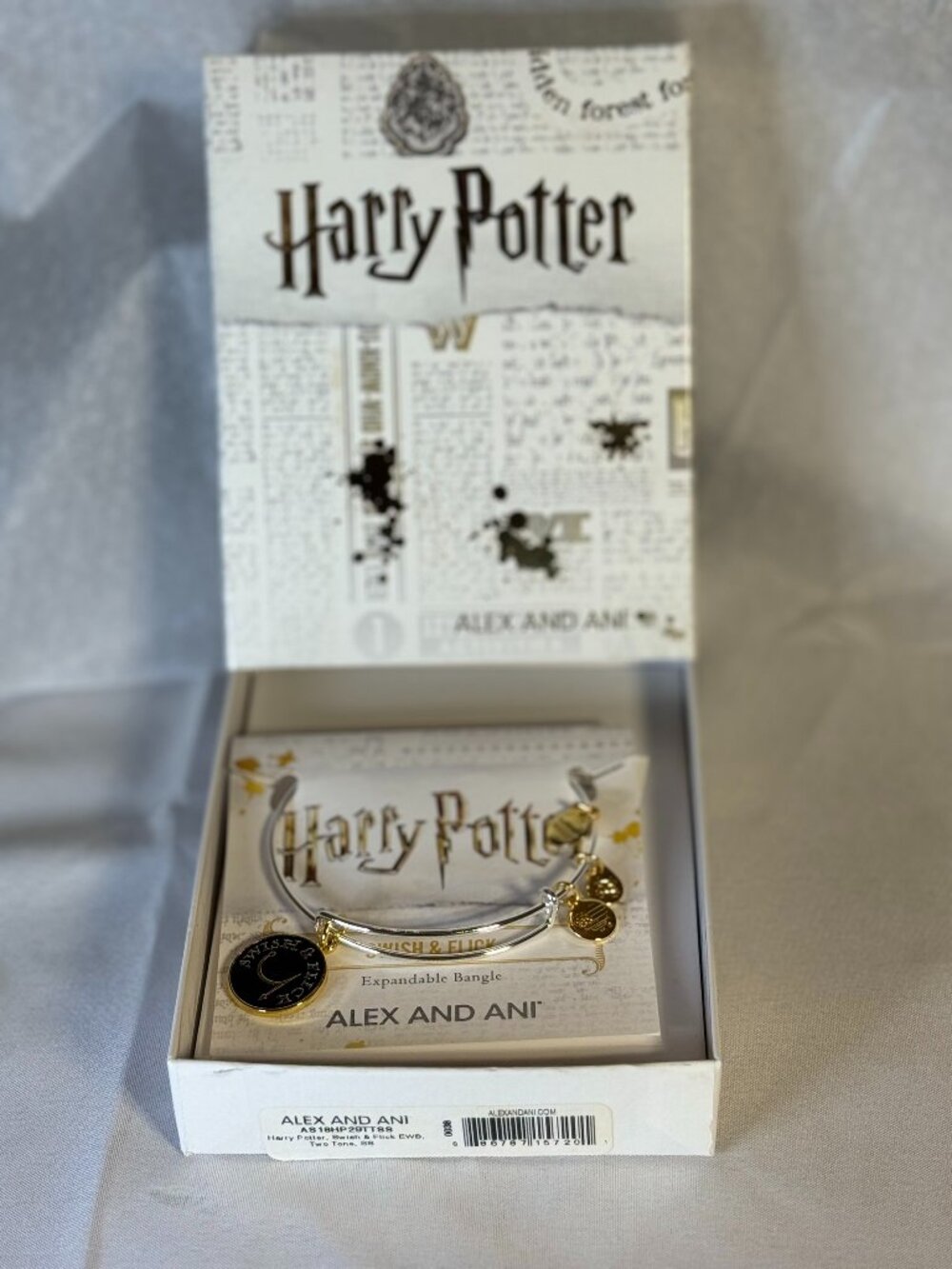 Alex and Ani Harry Potter Limited Edition 'Swish & Flick' New in box never worn